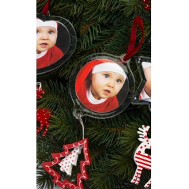 Vánoční ozdoba rámeček kroužek se stromečkem 6,3cm